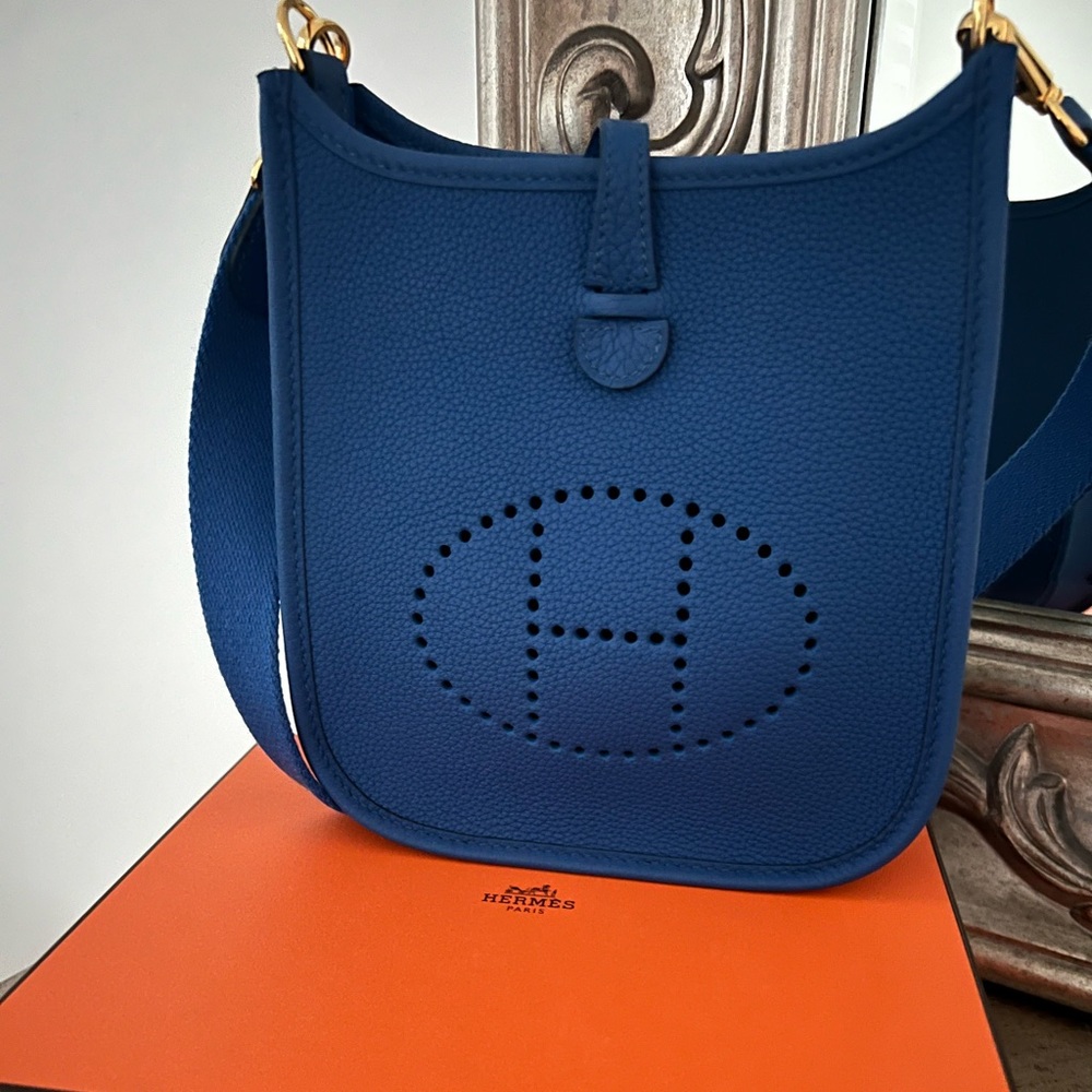 Brand new hermes evelyn in small